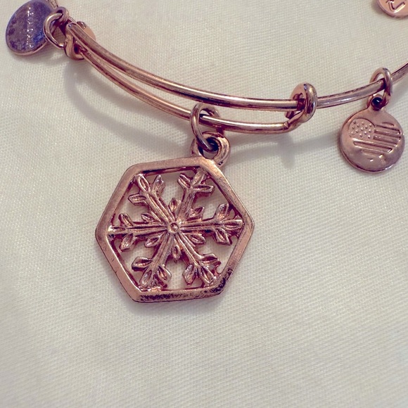 Rose Gold Holiday Bangle Bracelets- lot of 2 - Picture 5 of 6